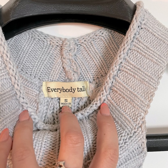 EVERYBODY TALKS high neck crop - Picture 3 of 4